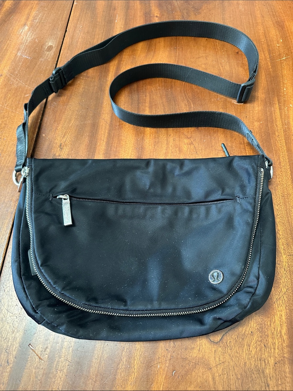 lululemon athletica Black All Night Festival  Bag